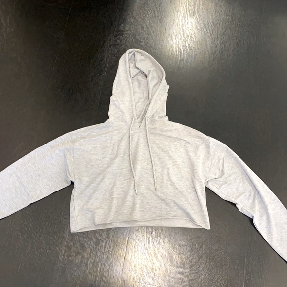 Sweatshirt - Picture 2 of 3